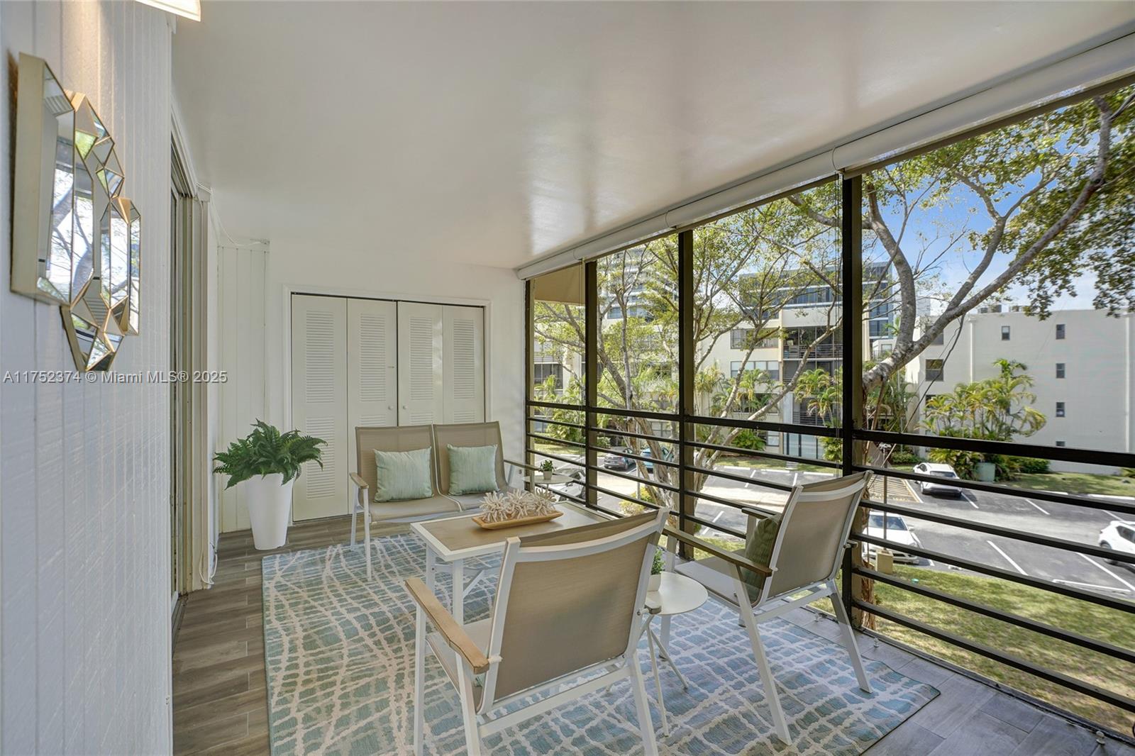 VILLA DORADA CONDO NO 2 - Residential