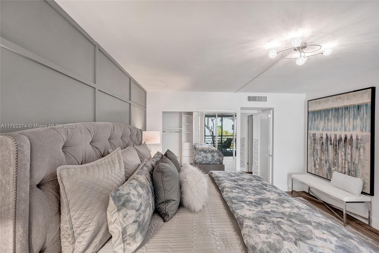 VILLA DORADA CONDO NO 2 - Residential