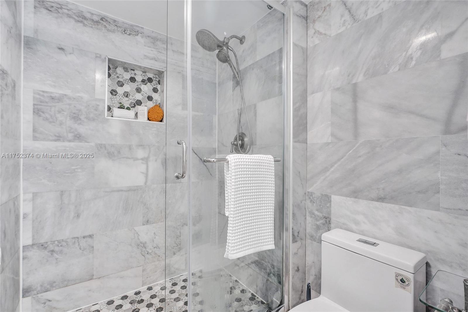 VILLA DORADA CONDO NO 2 - Residential