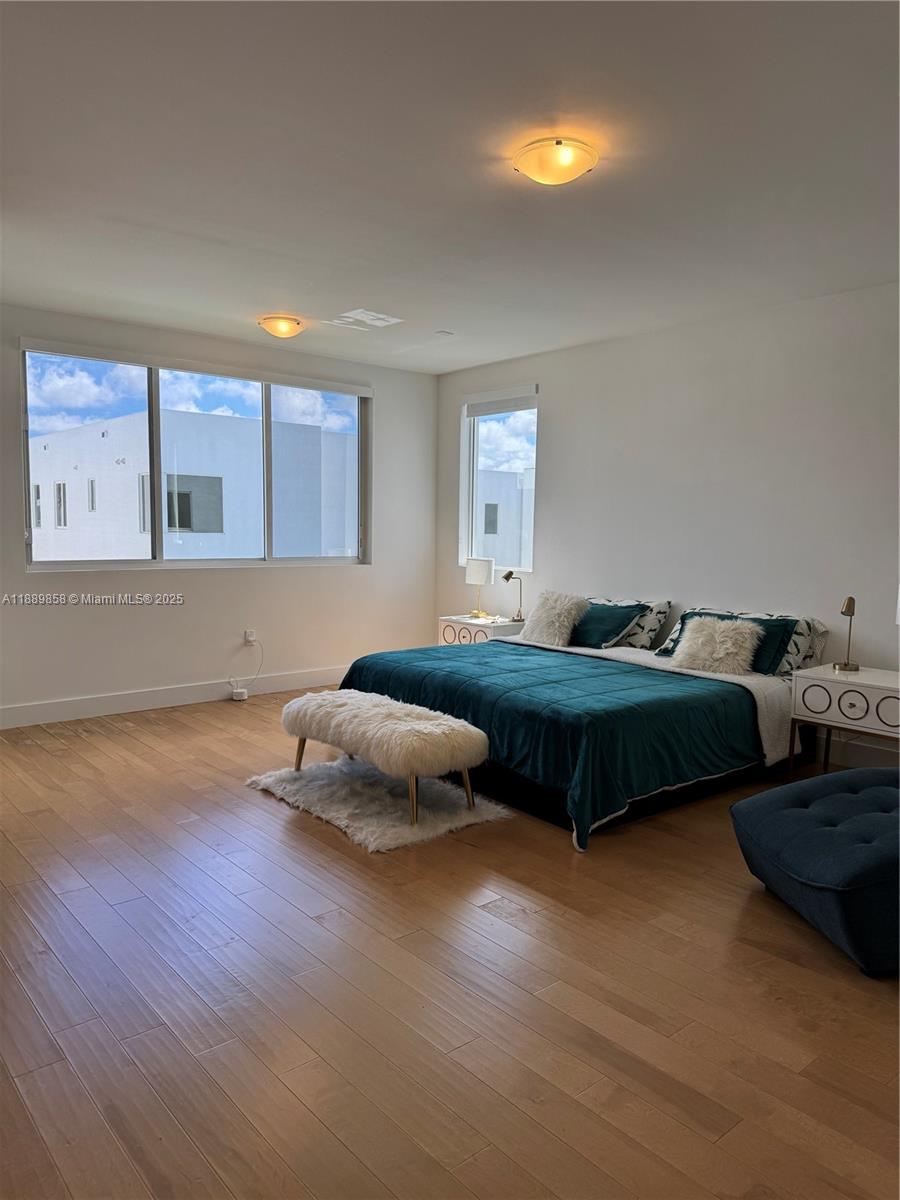 DORAL COMMONS RESIDENTIAL - Residential Lease