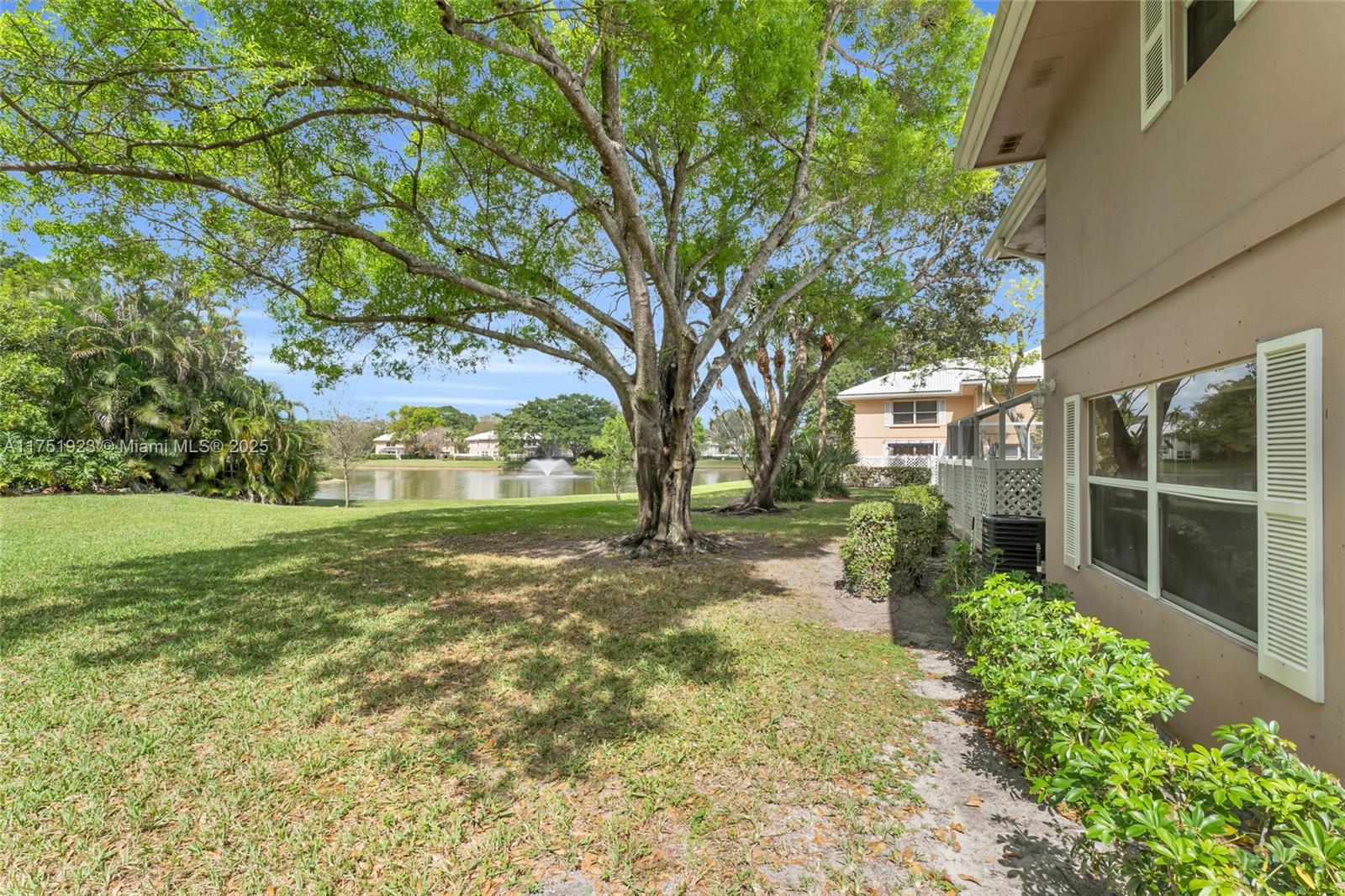 STAMFORD AT THE VILLAGES - Residential