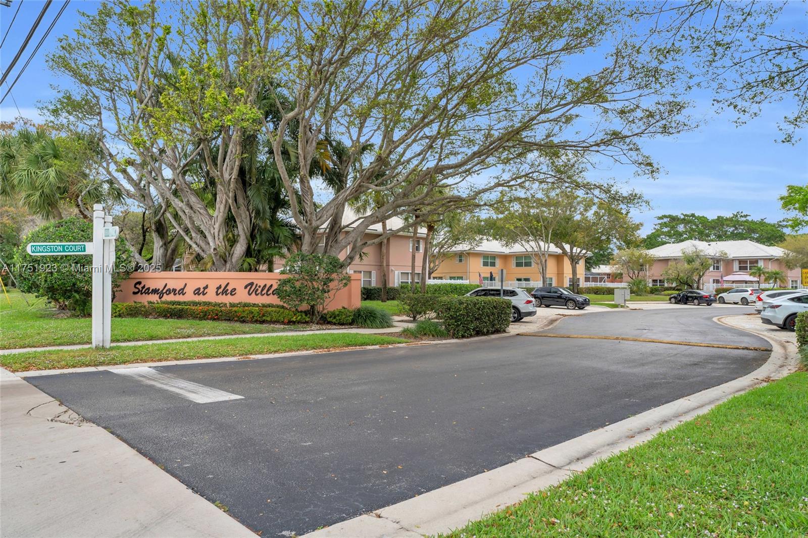 STAMFORD AT THE VILLAGES - Residential