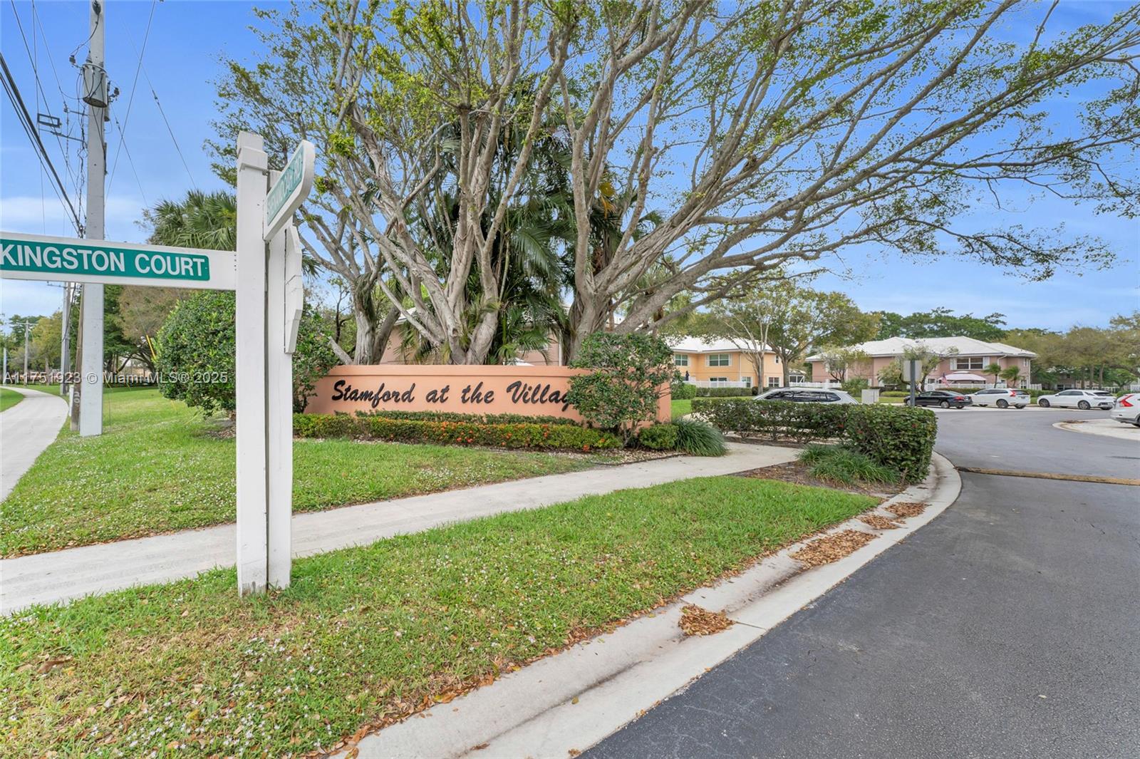 STAMFORD AT THE VILLAGES - Residential