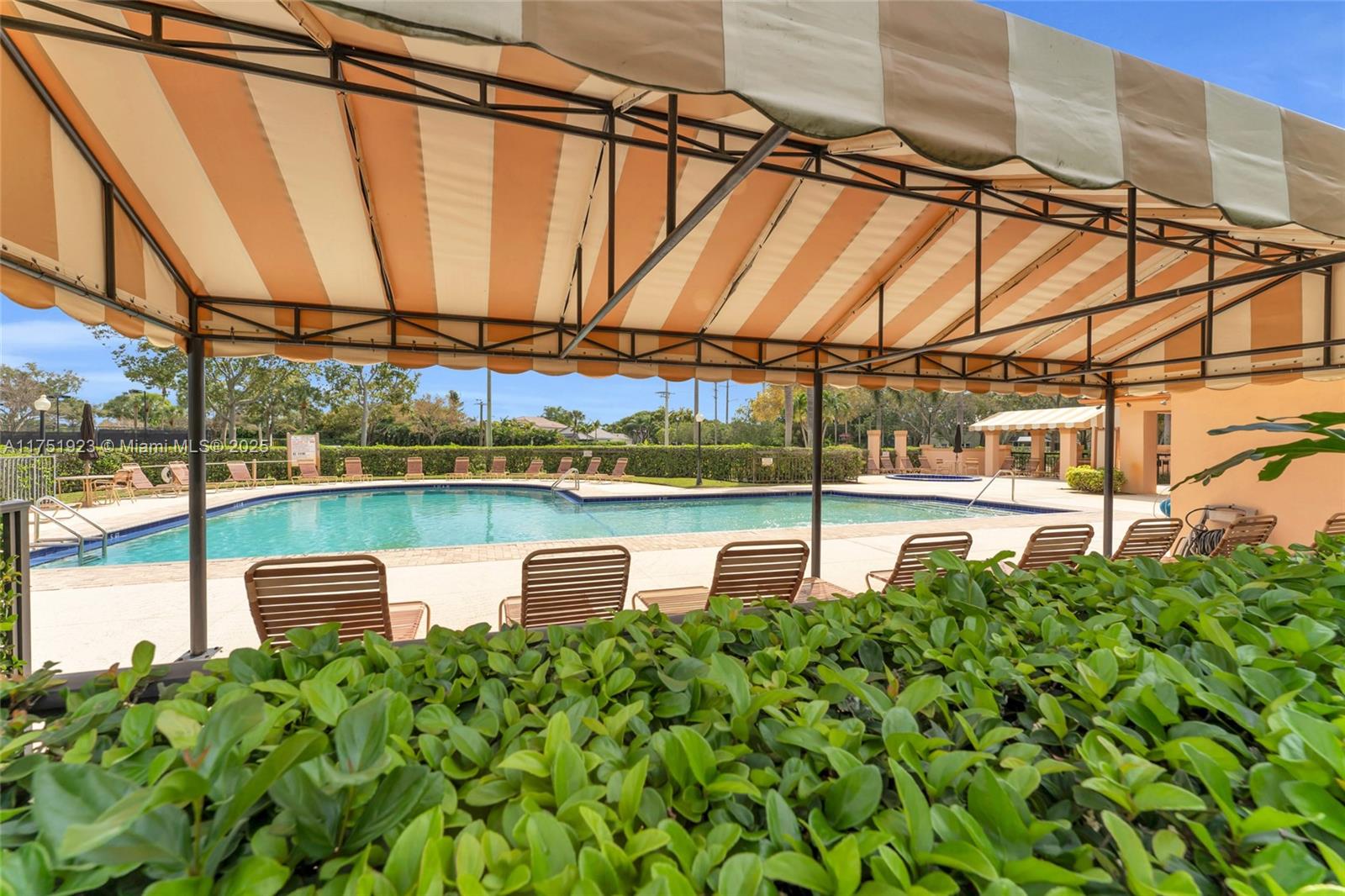 STAMFORD AT THE VILLAGES - Residential