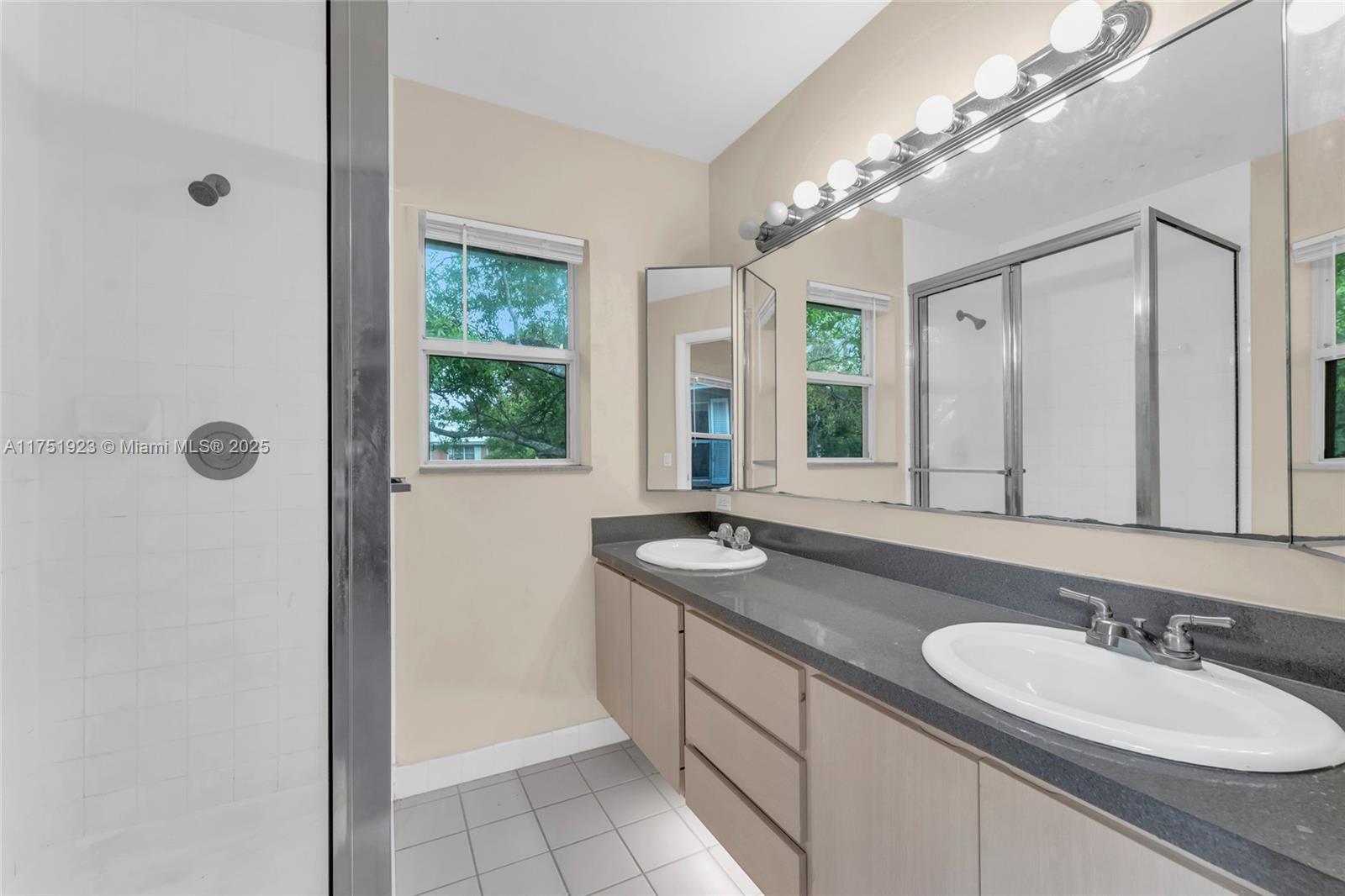 STAMFORD AT THE VILLAGES - Residential