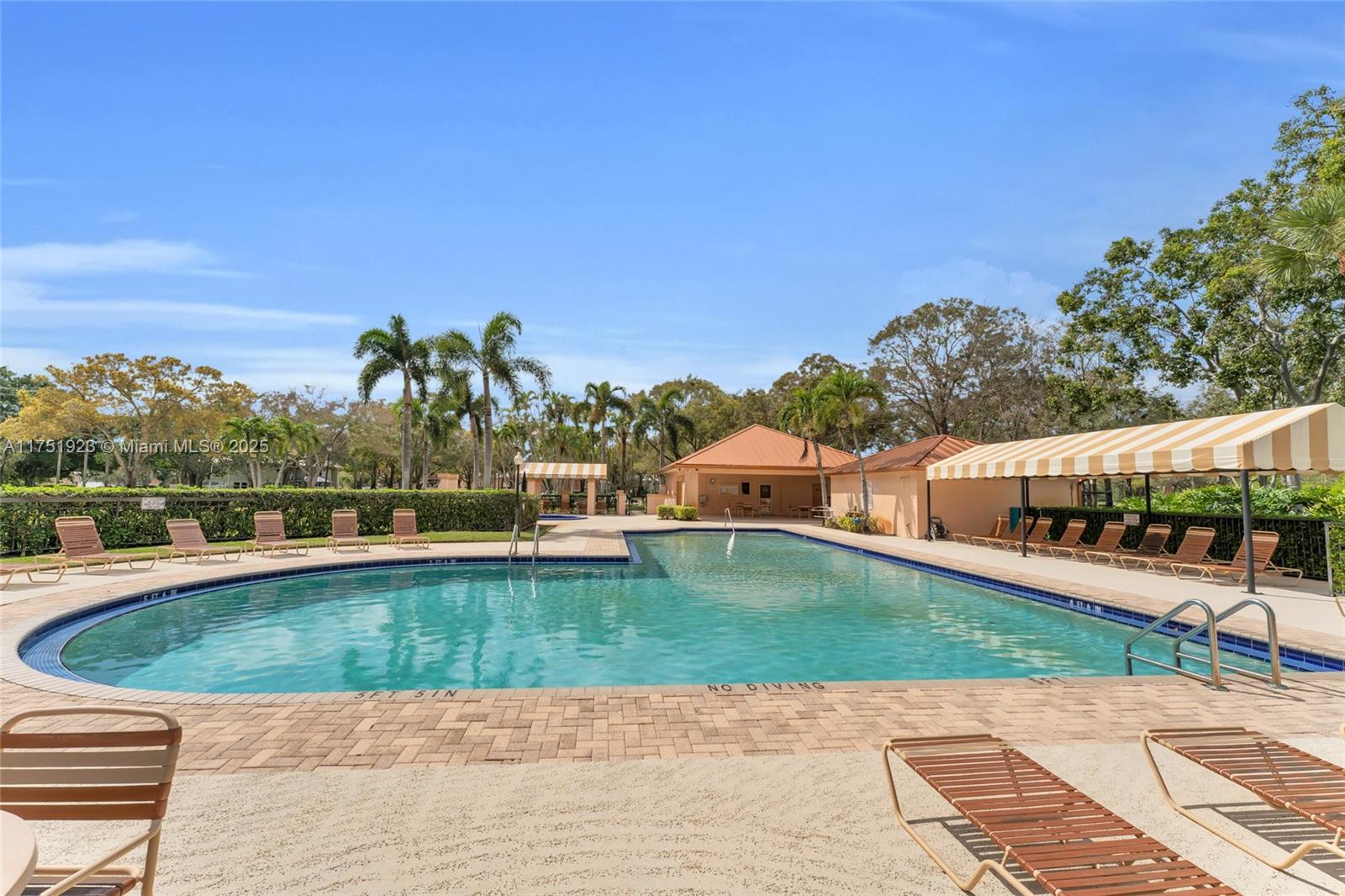 STAMFORD AT THE VILLAGES - Residential