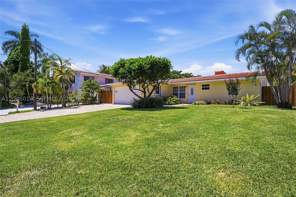 Photo of 1625 SW 5th Ct, Fort Lauderdale, FL 33312 (MLS # A12046014)