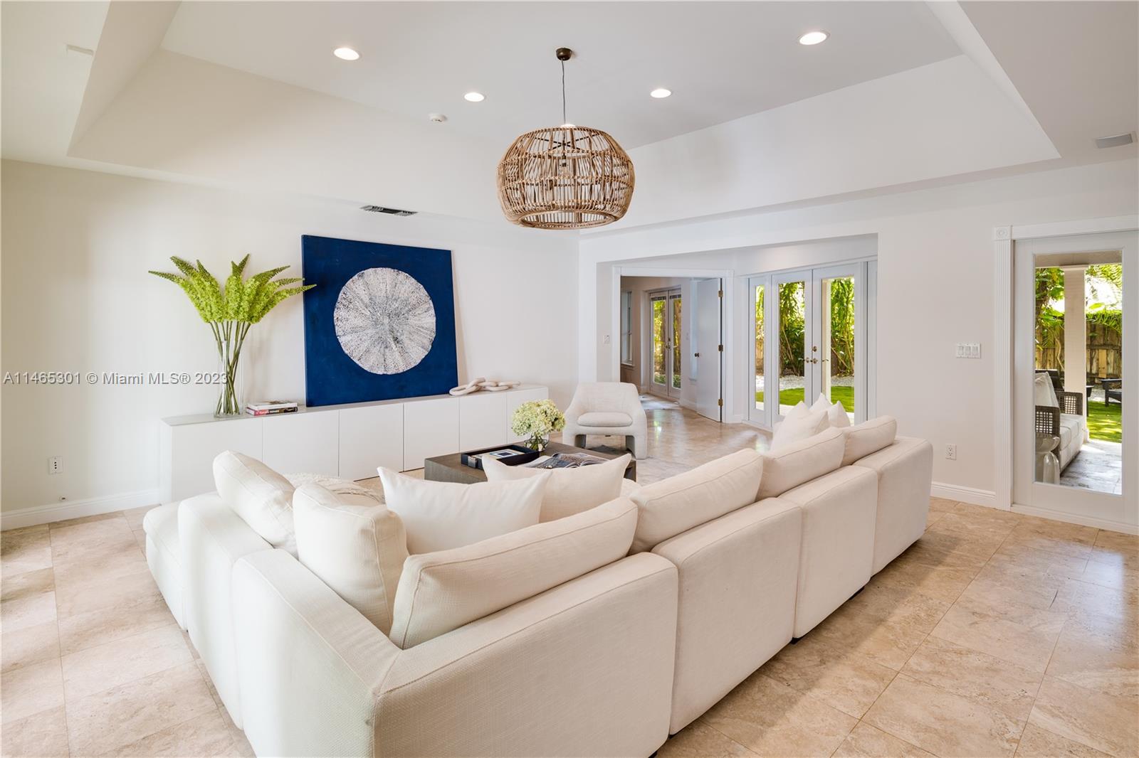 COCOPLUM MANOR - Residential