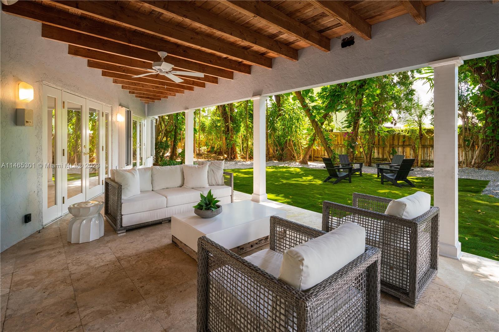 COCOPLUM MANOR - Residential