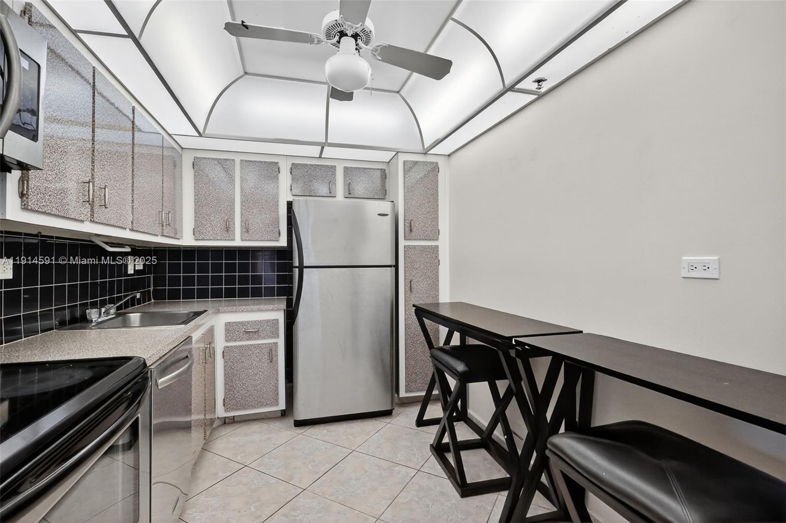 Delvista Towers - Residential