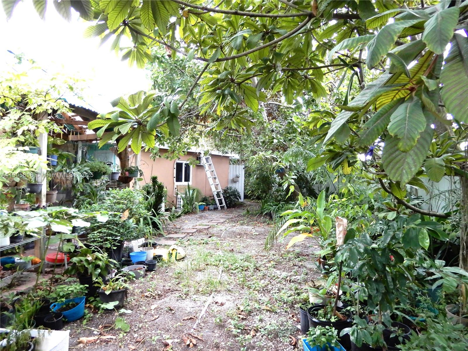 CUTLER RIDGE PINES - Residential