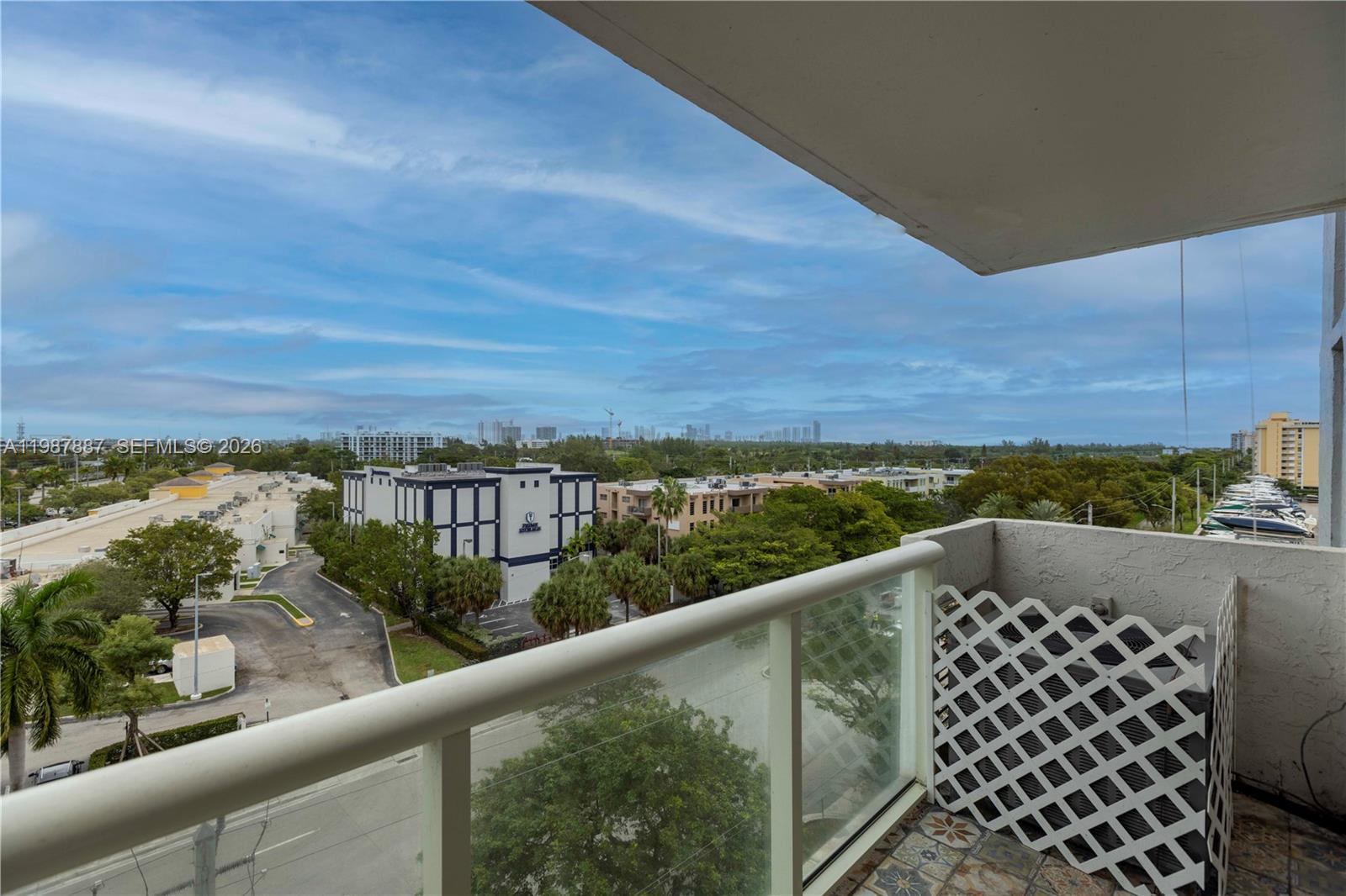 SAILBOAT CAY CONDO - Residential