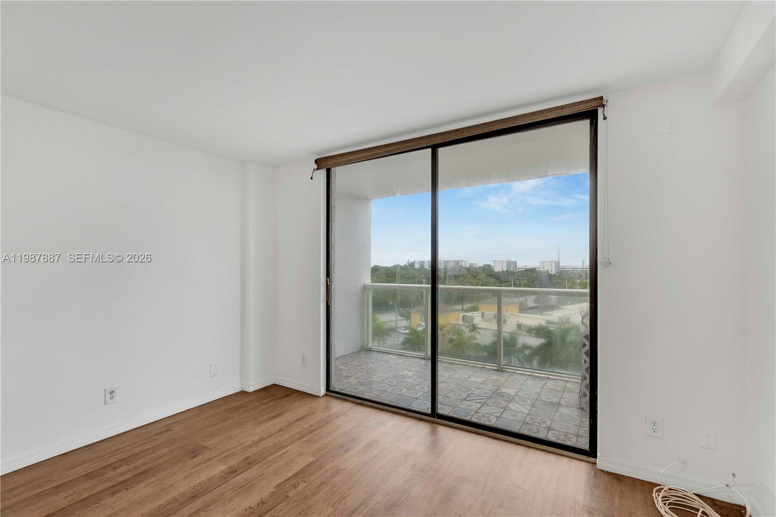 SAILBOAT CAY CONDO - Residential