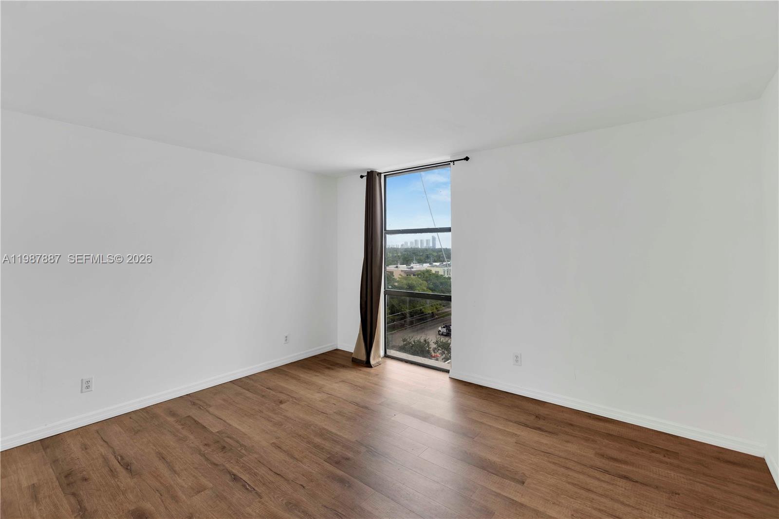 SAILBOAT CAY CONDO - Residential