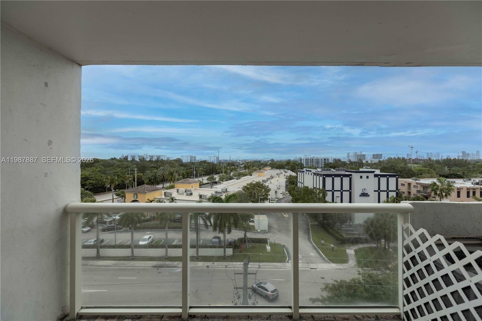 SAILBOAT CAY CONDO - Residential