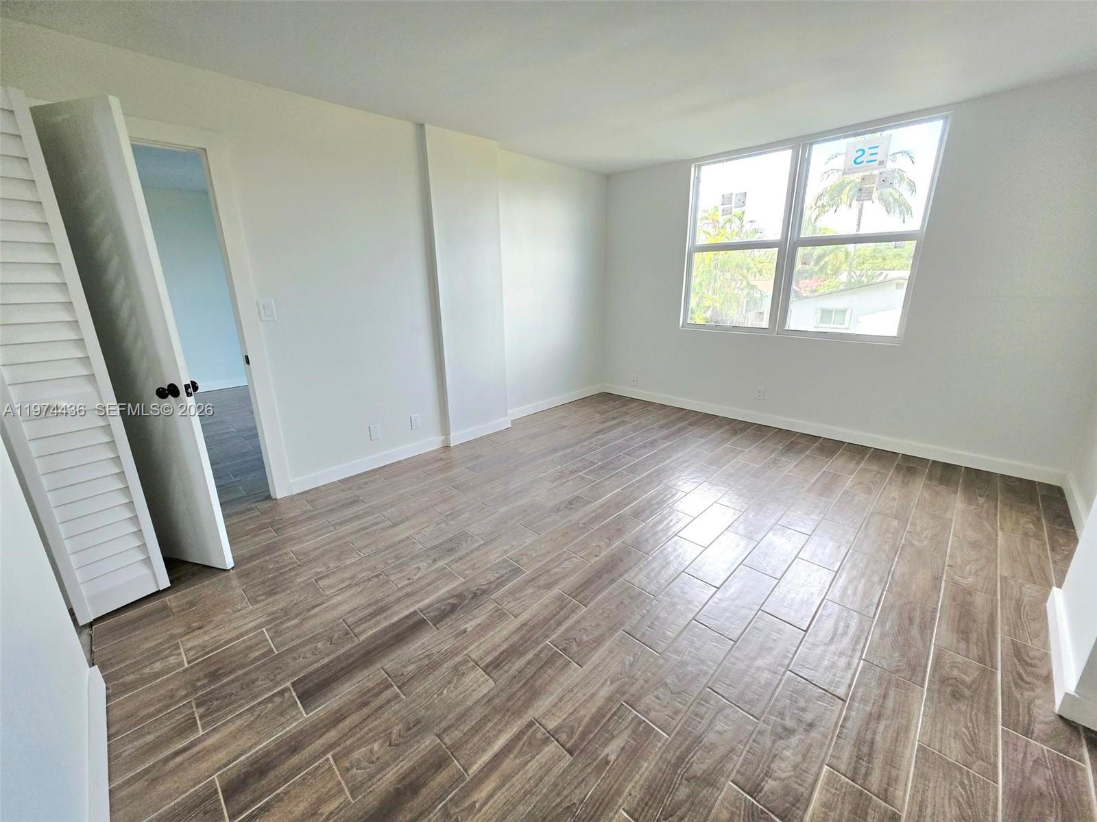 ROYAL PARK CONDO - Residential