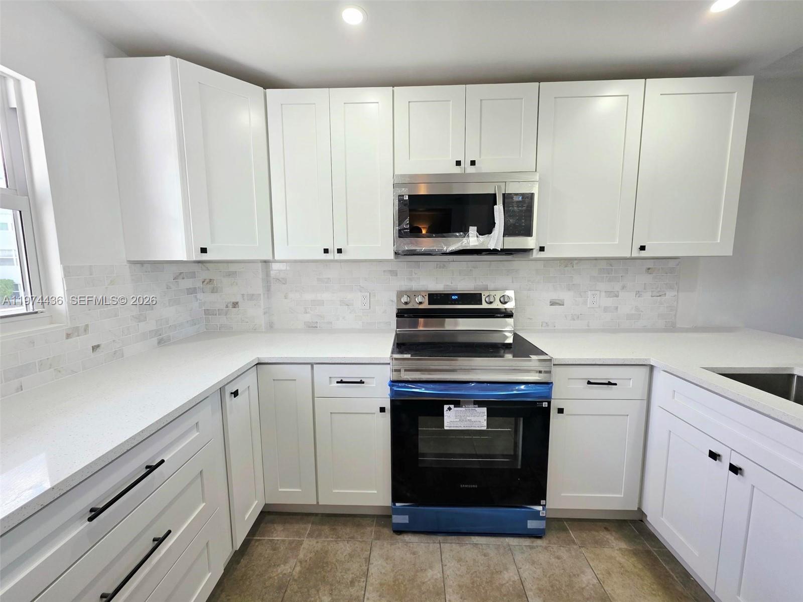 108 Royal Park Dr 2H