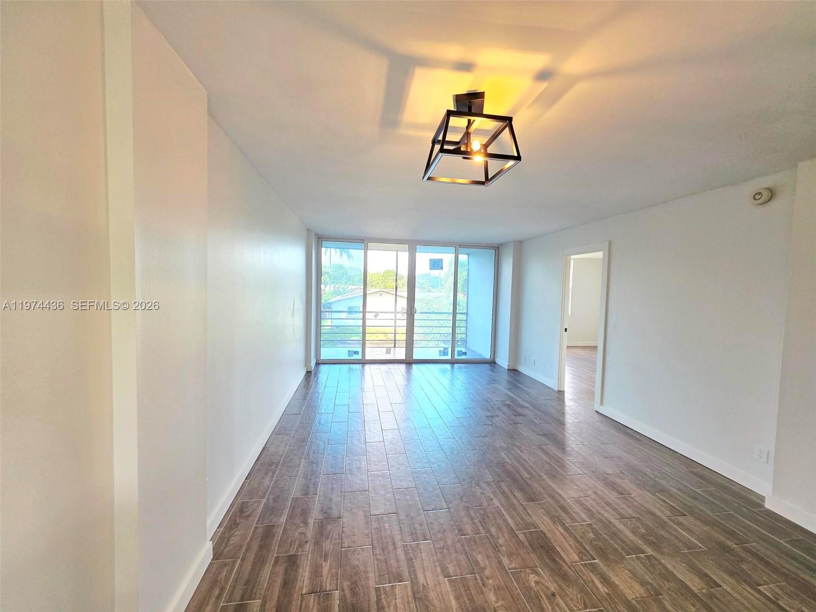 ROYAL PARK CONDO - Residential