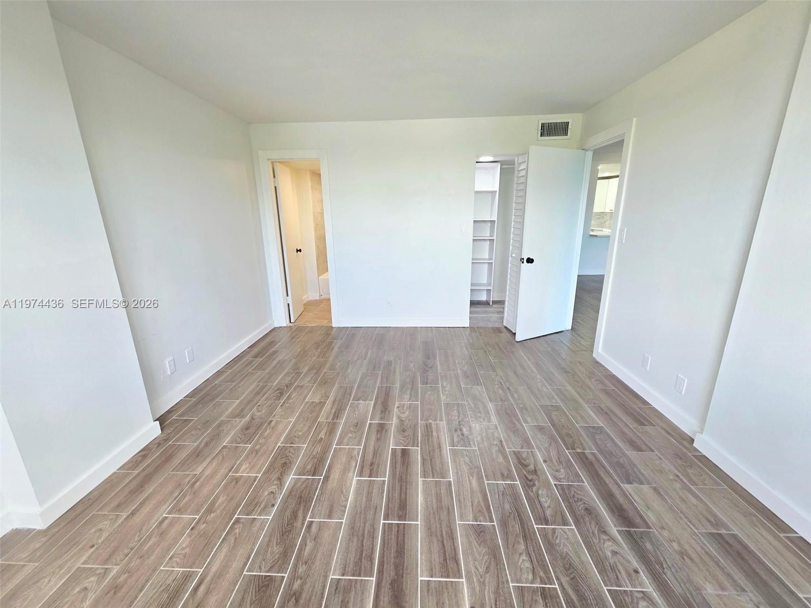 ROYAL PARK CONDO - Residential