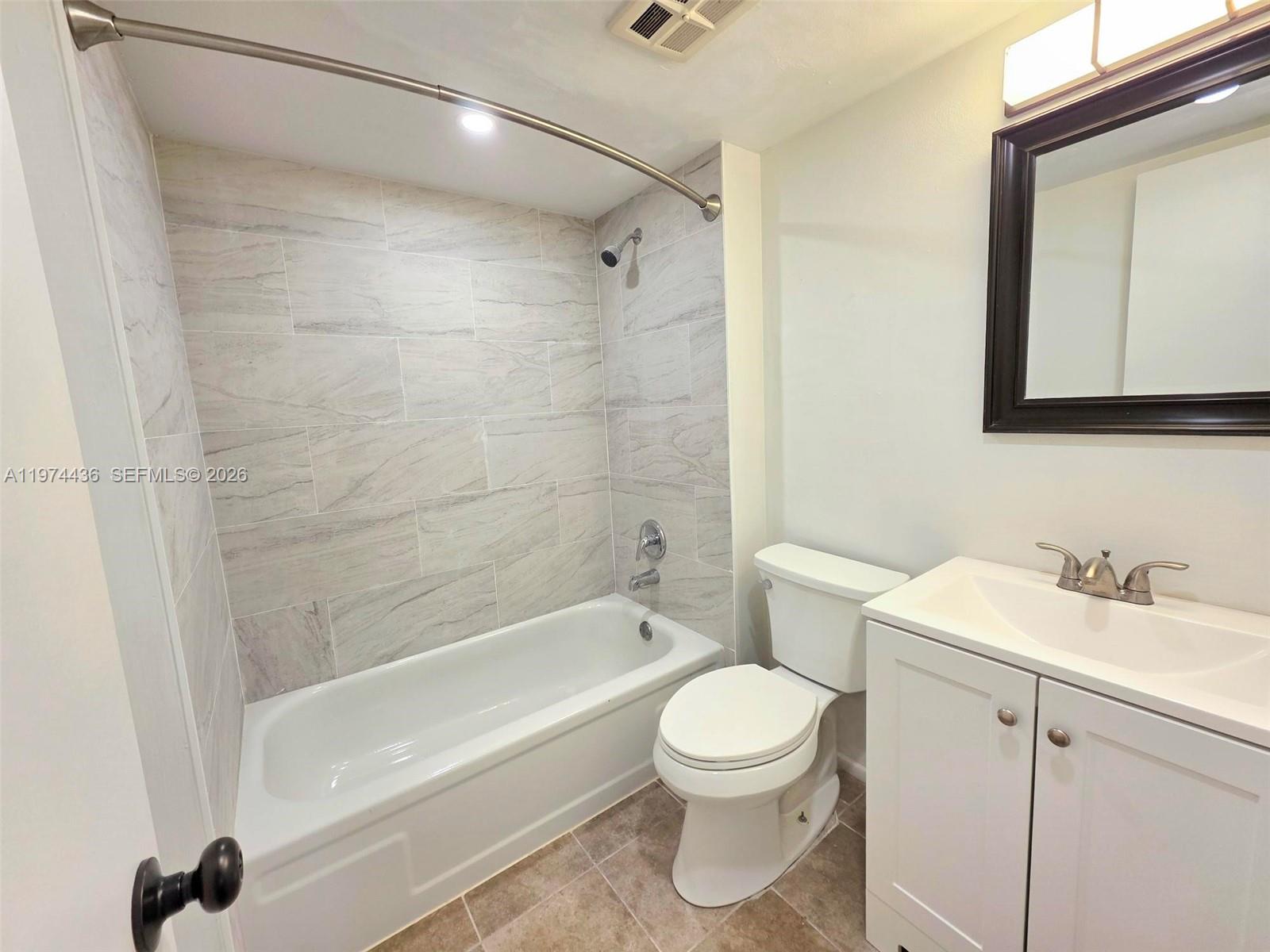 ROYAL PARK CONDO - Residential