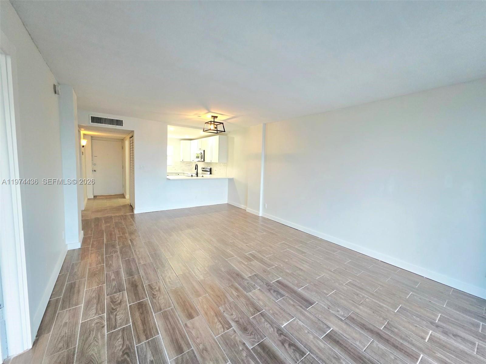 ROYAL PARK CONDO - Residential