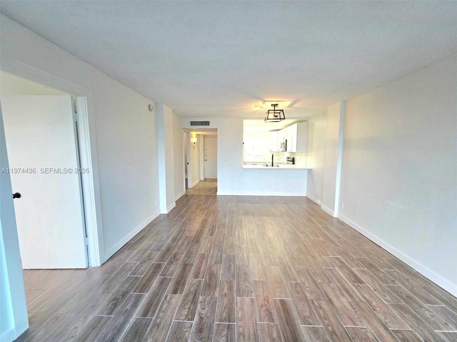 ROYAL PARK CONDO - Residential