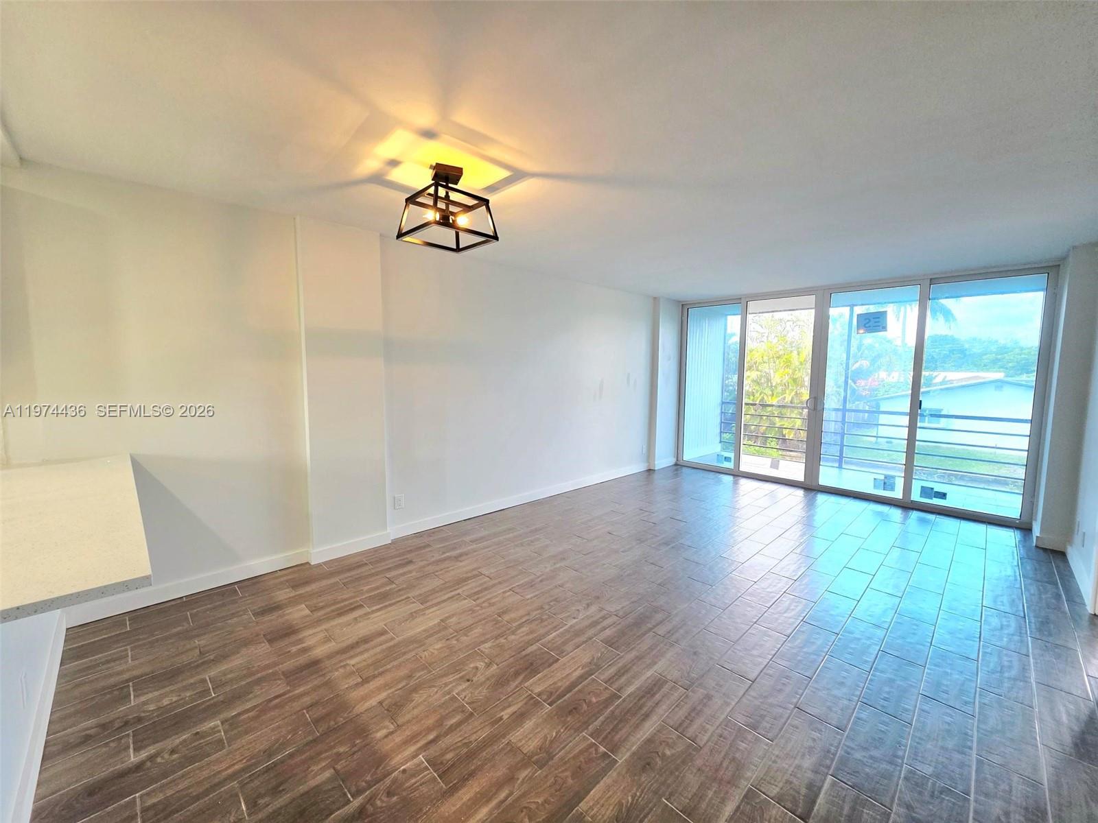 ROYAL PARK CONDO - Residential