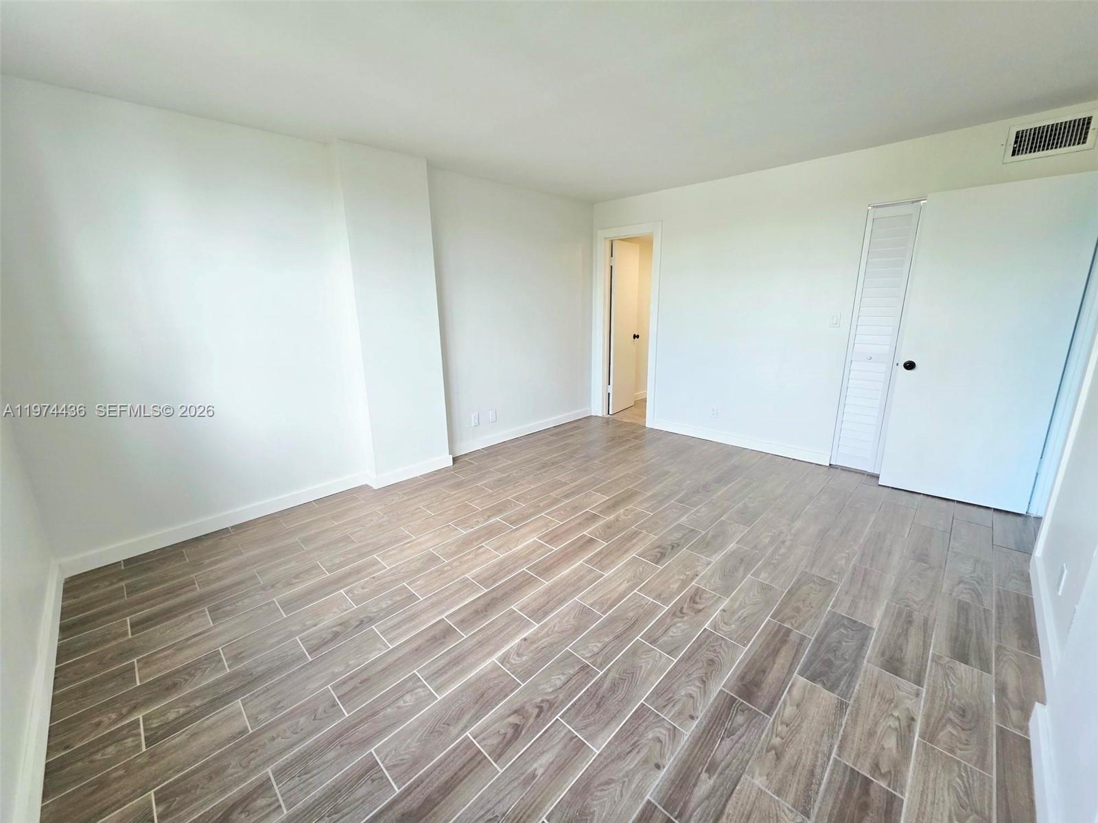 ROYAL PARK CONDO - Residential