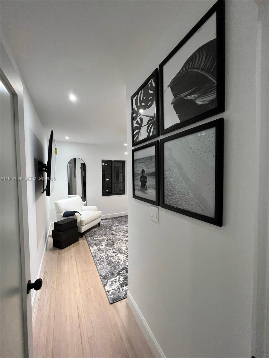 LAKE VIEW SUB - Residential Lease