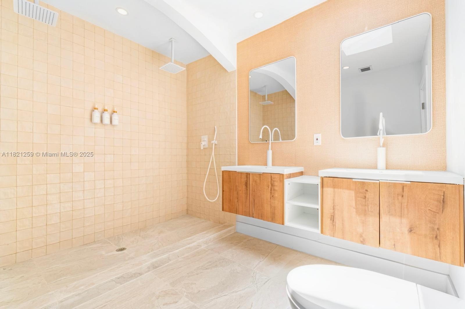 IVES ESTATES SEC 1 - Residential