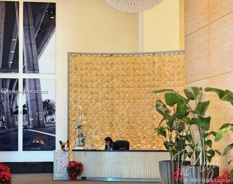 THE PLAZA 901 BRICKELL CO - Residential Lease