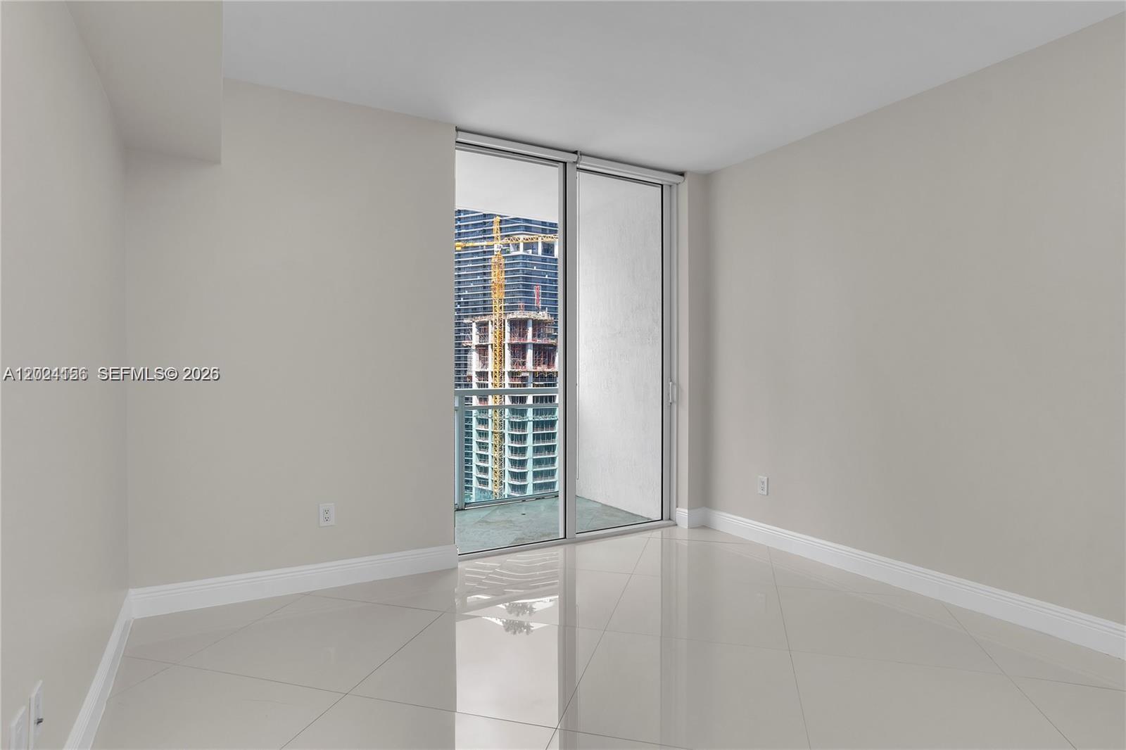 THE PLAZA 901 BRICKELL CO - Residential Lease