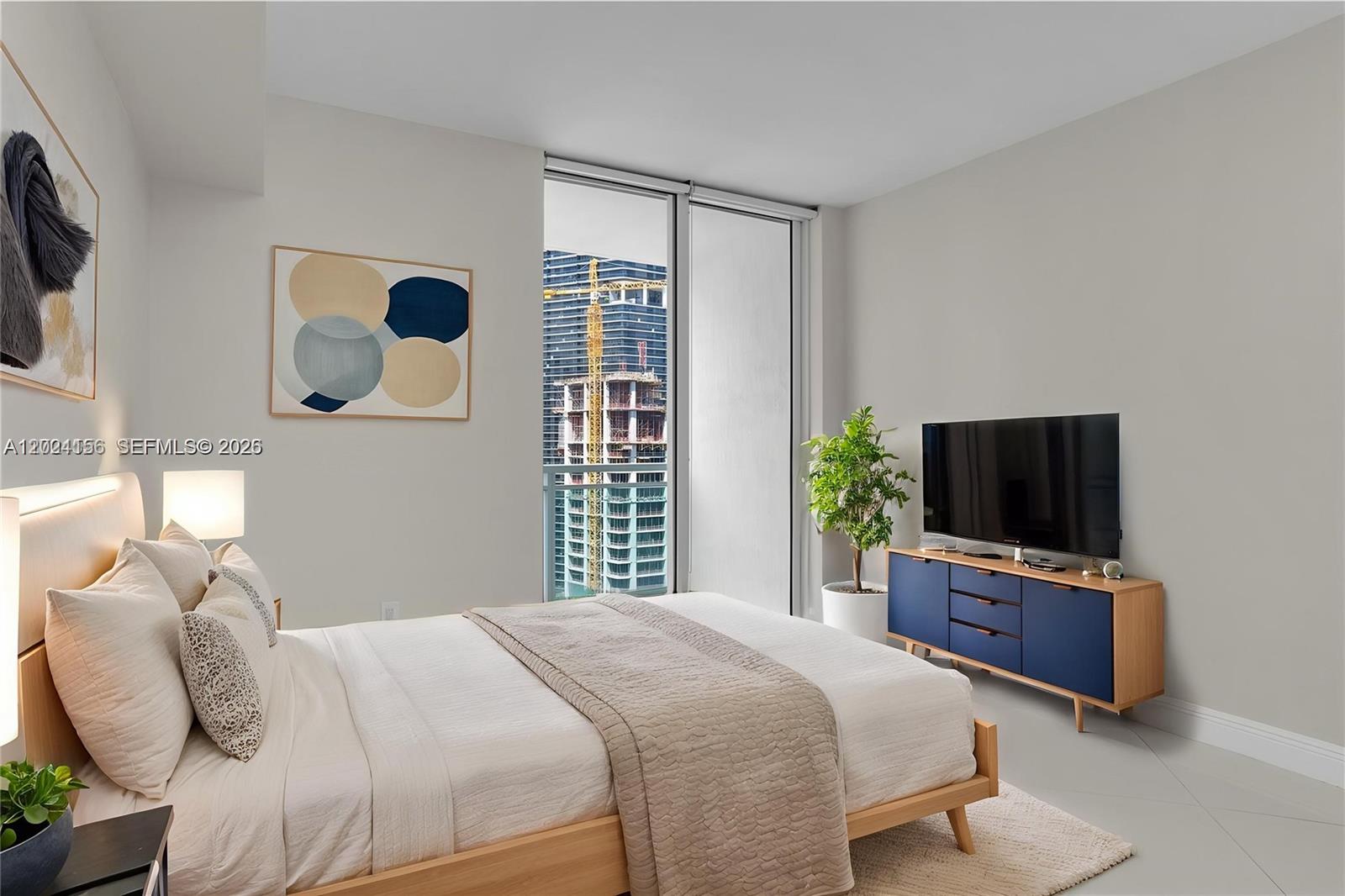 THE PLAZA 901 BRICKELL CO - Residential Lease