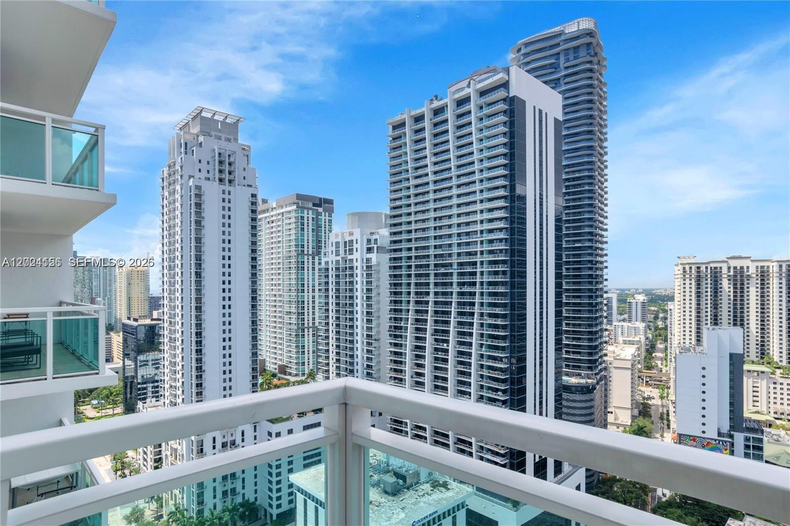 THE PLAZA 901 BRICKELL CO - Residential Lease