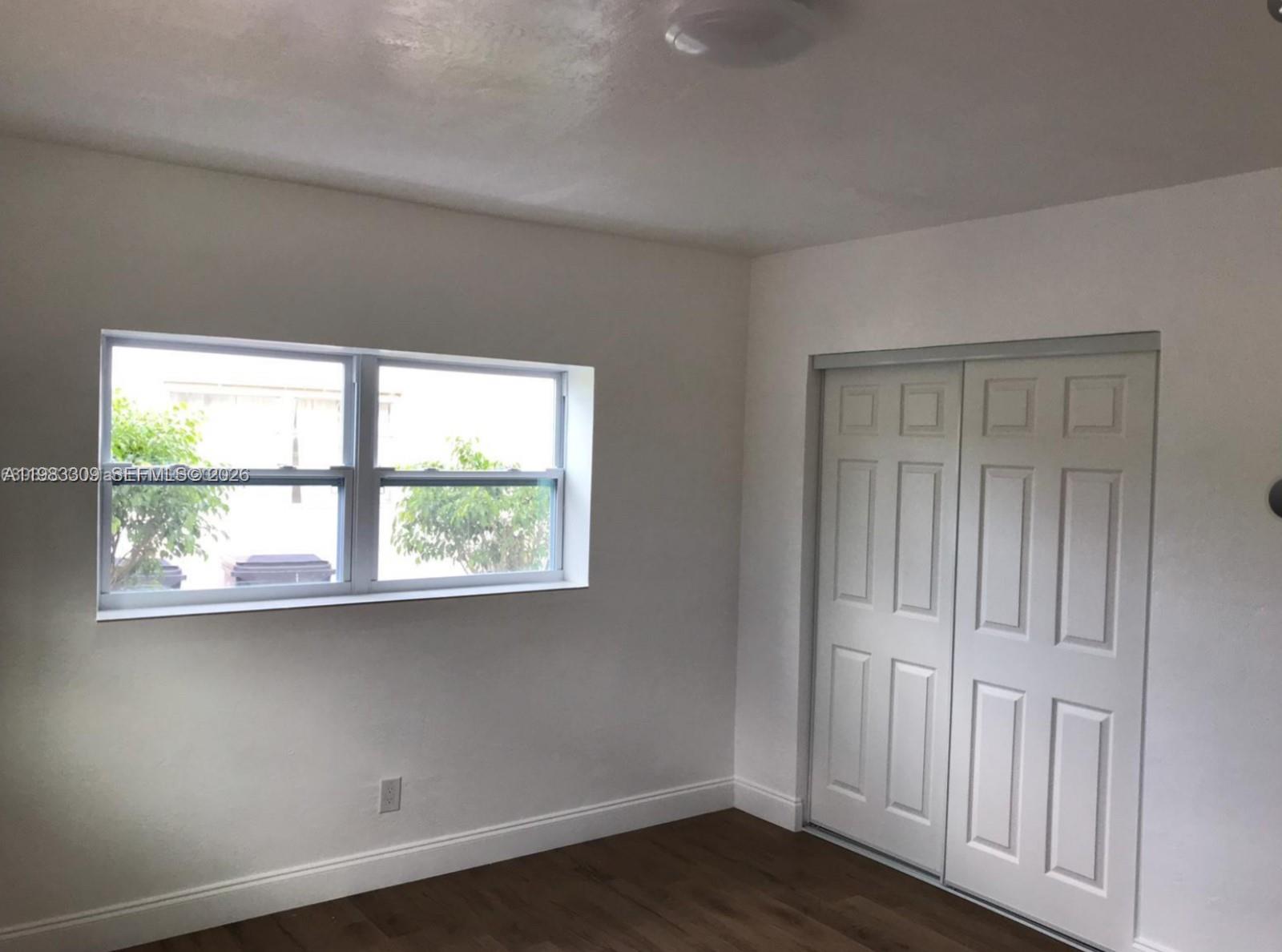 BROADVIEW COUNTRY CLUB - Residential Lease