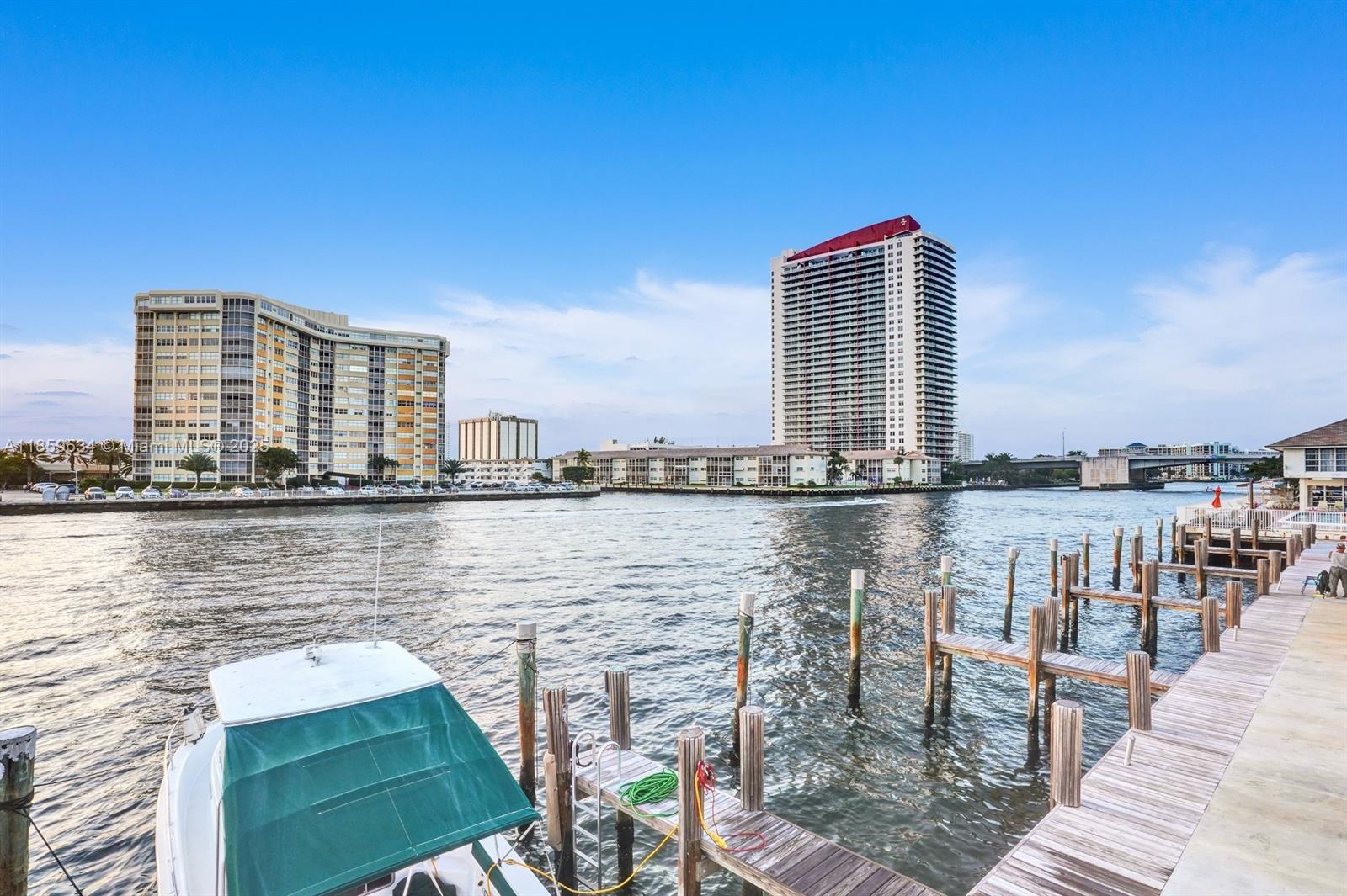 1865 S Ocean Dr 11J