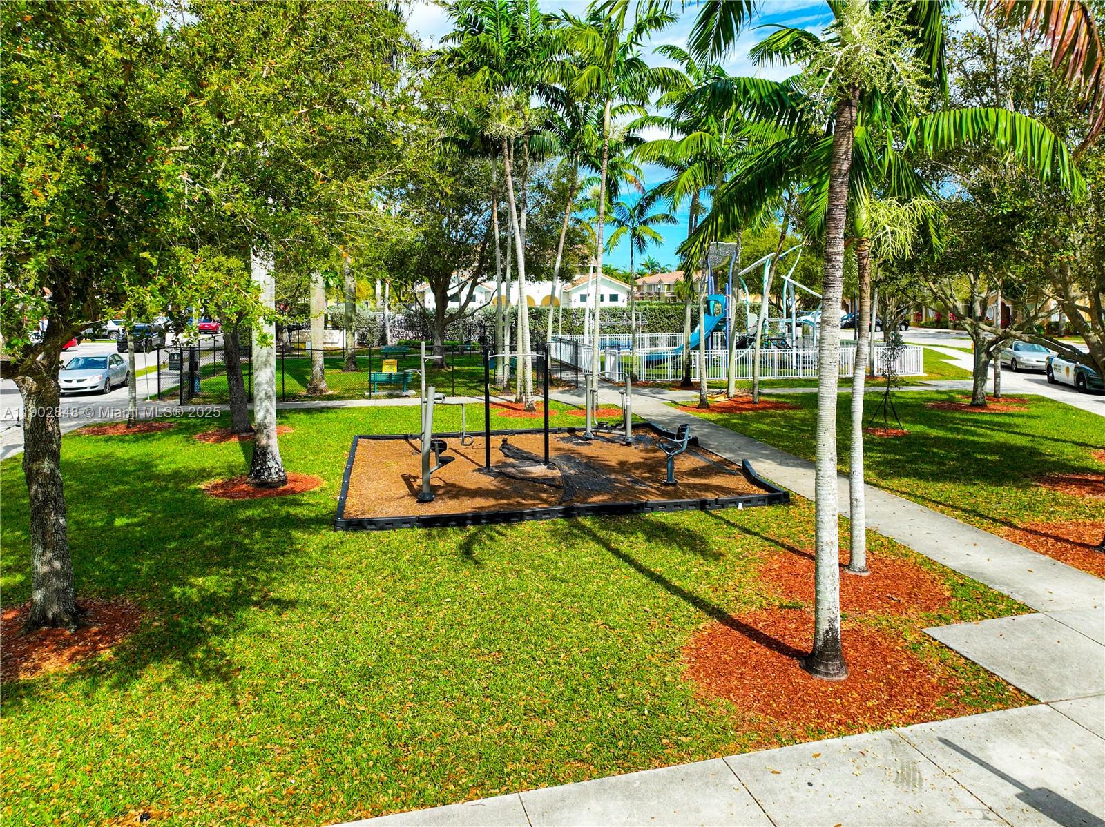 TOWNS AT SEASCAPE - Residential