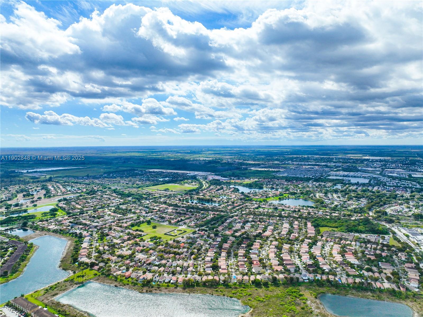 TOWNS AT SEASCAPE - Residential