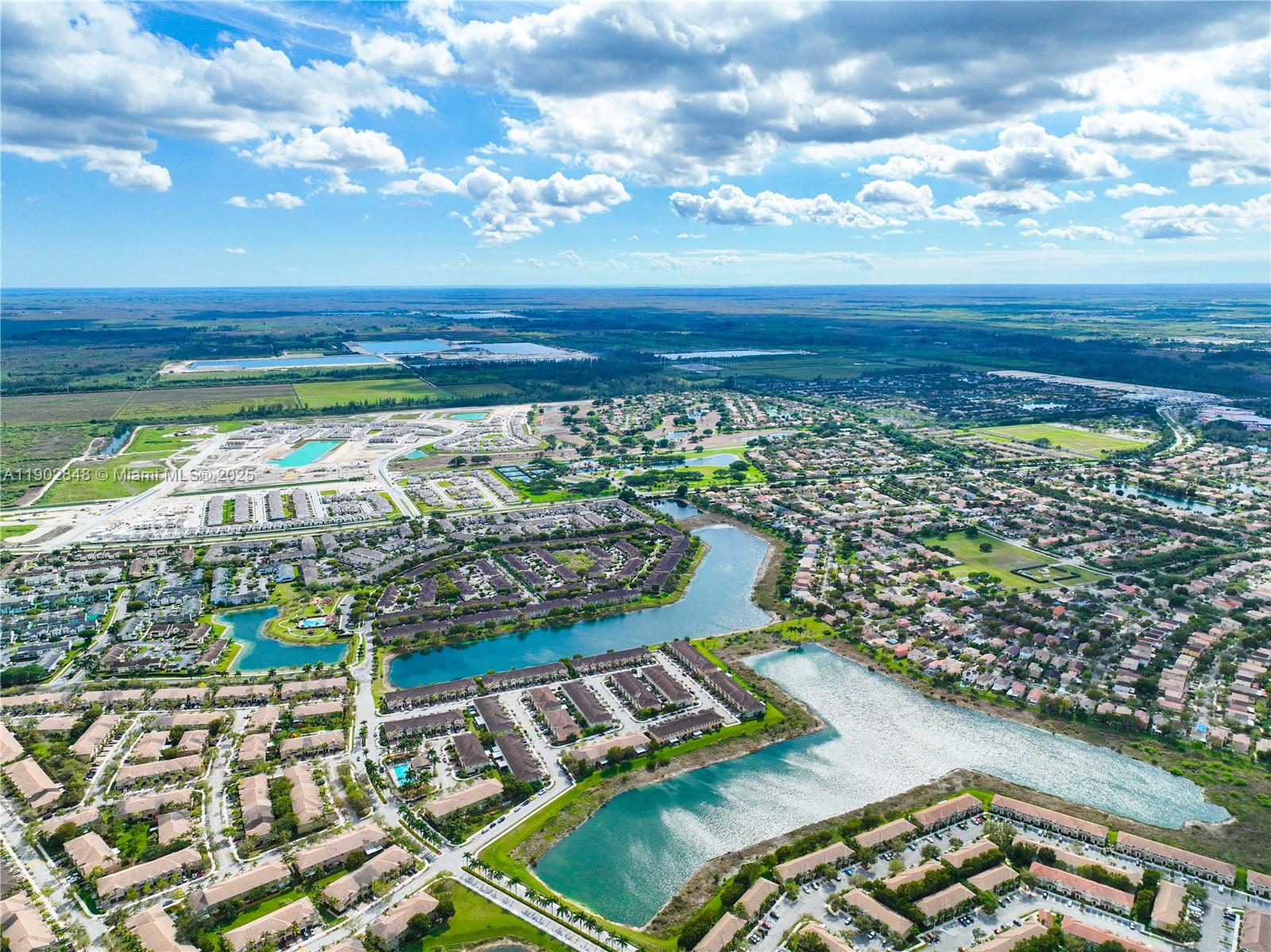 TOWNS AT SEASCAPE - Residential