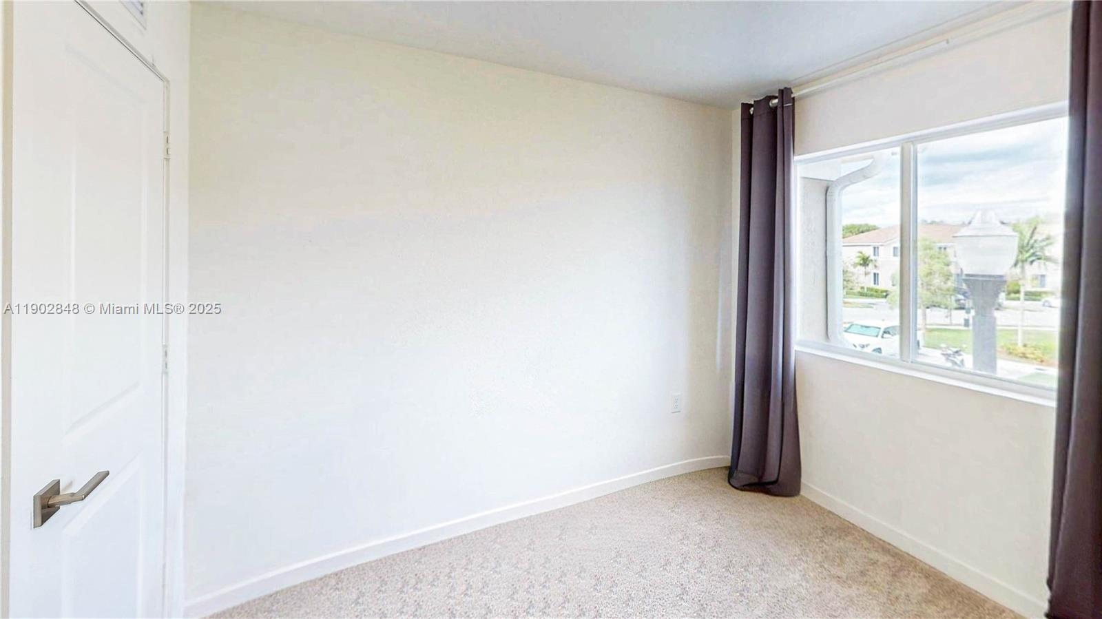 TOWNS AT SEASCAPE - Residential