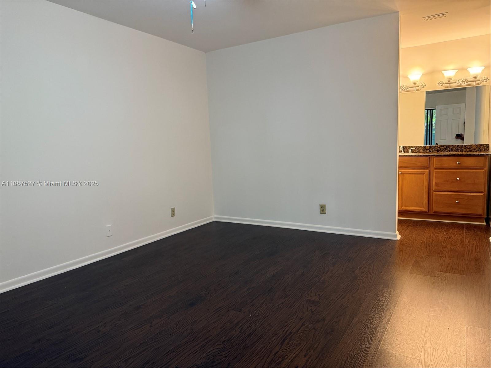 KARANDA VILLAGE 4 - Residential Lease