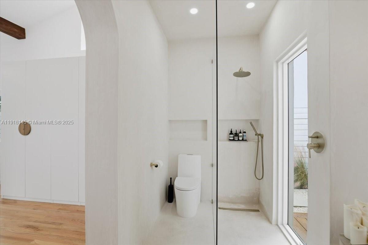 SHORECREST - Residential Lease