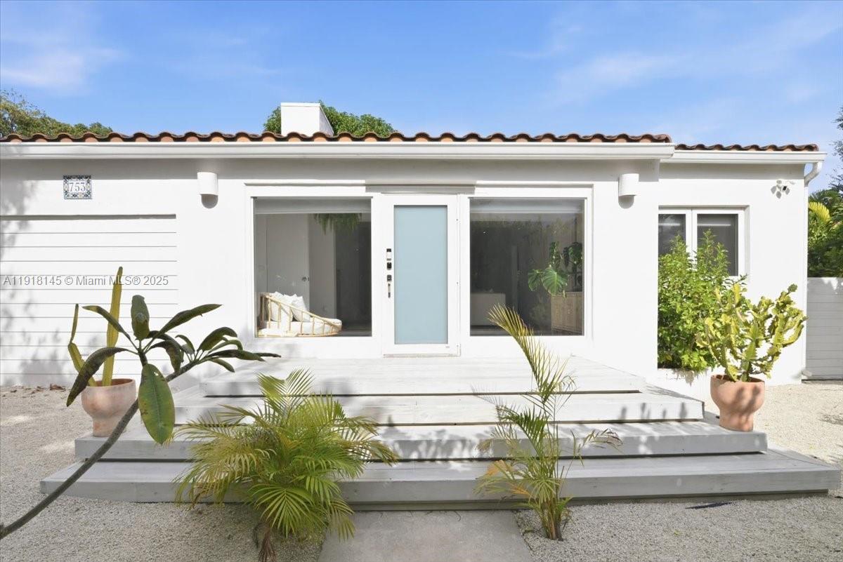 SHORECREST - Residential Lease