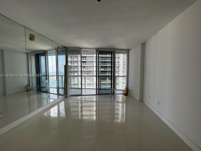 495 Brickell Ave 4306