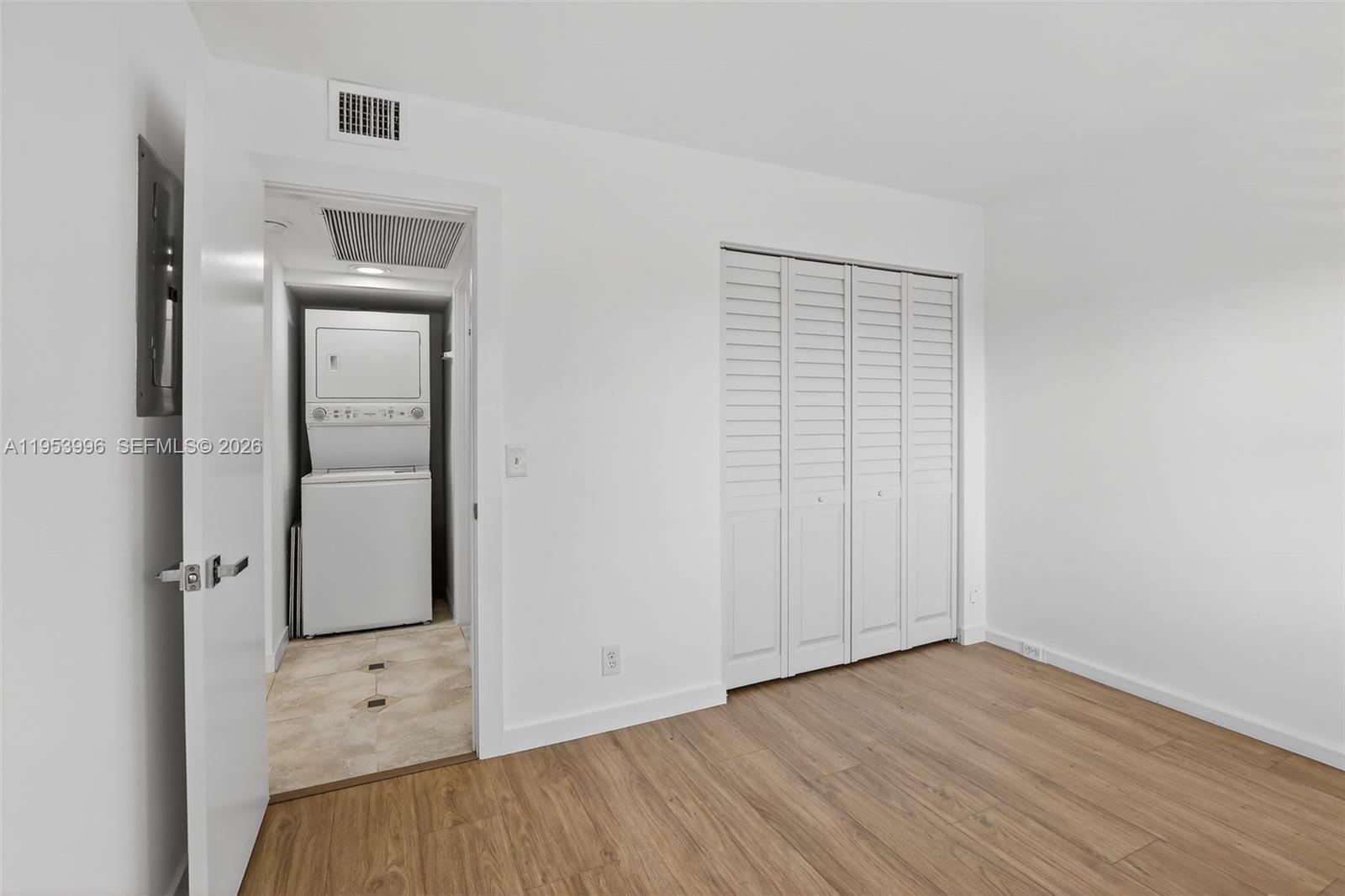 CAMBRIDGE AT CENTURY VILL - Residential