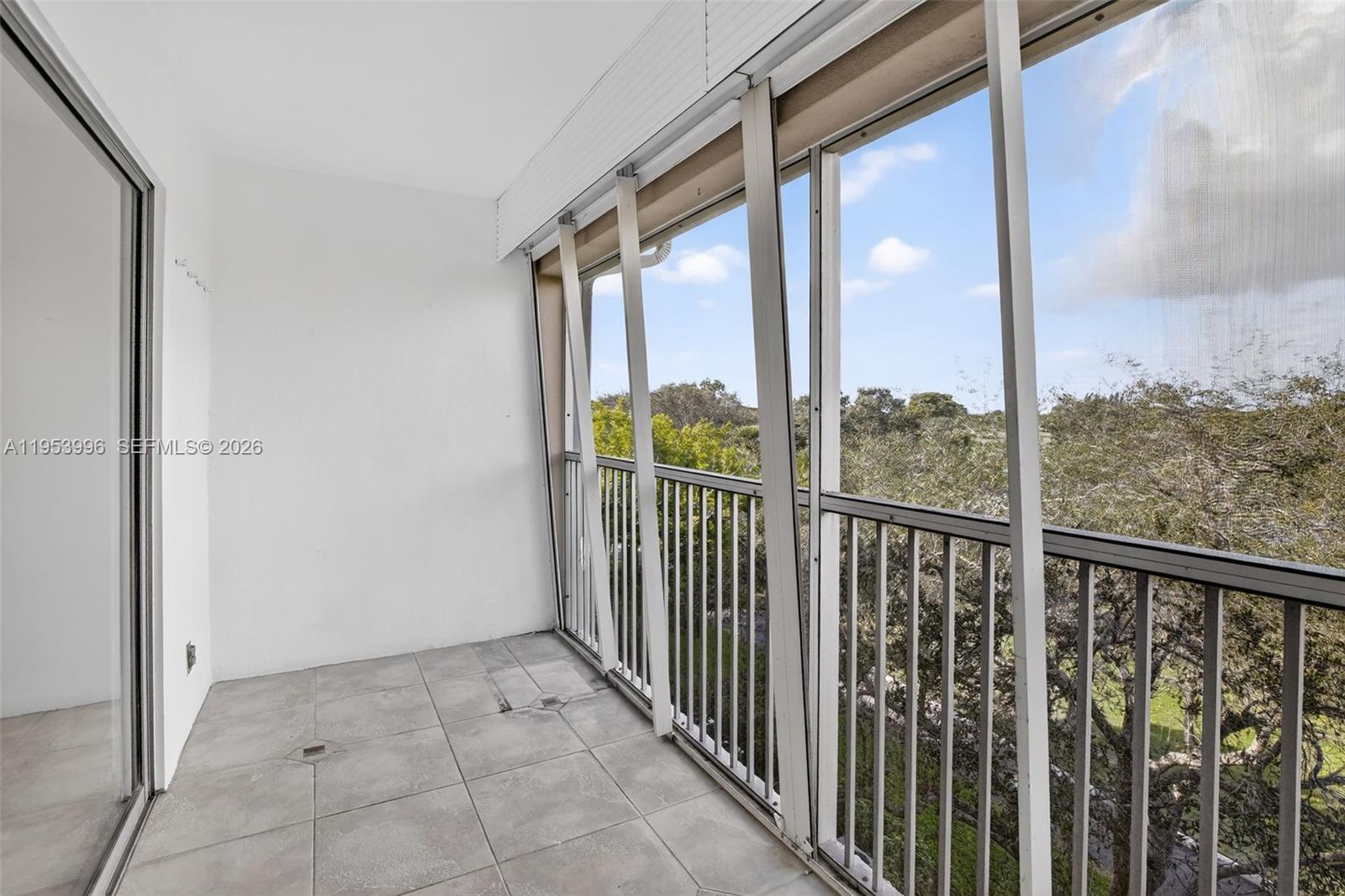 CAMBRIDGE AT CENTURY VILL - Residential