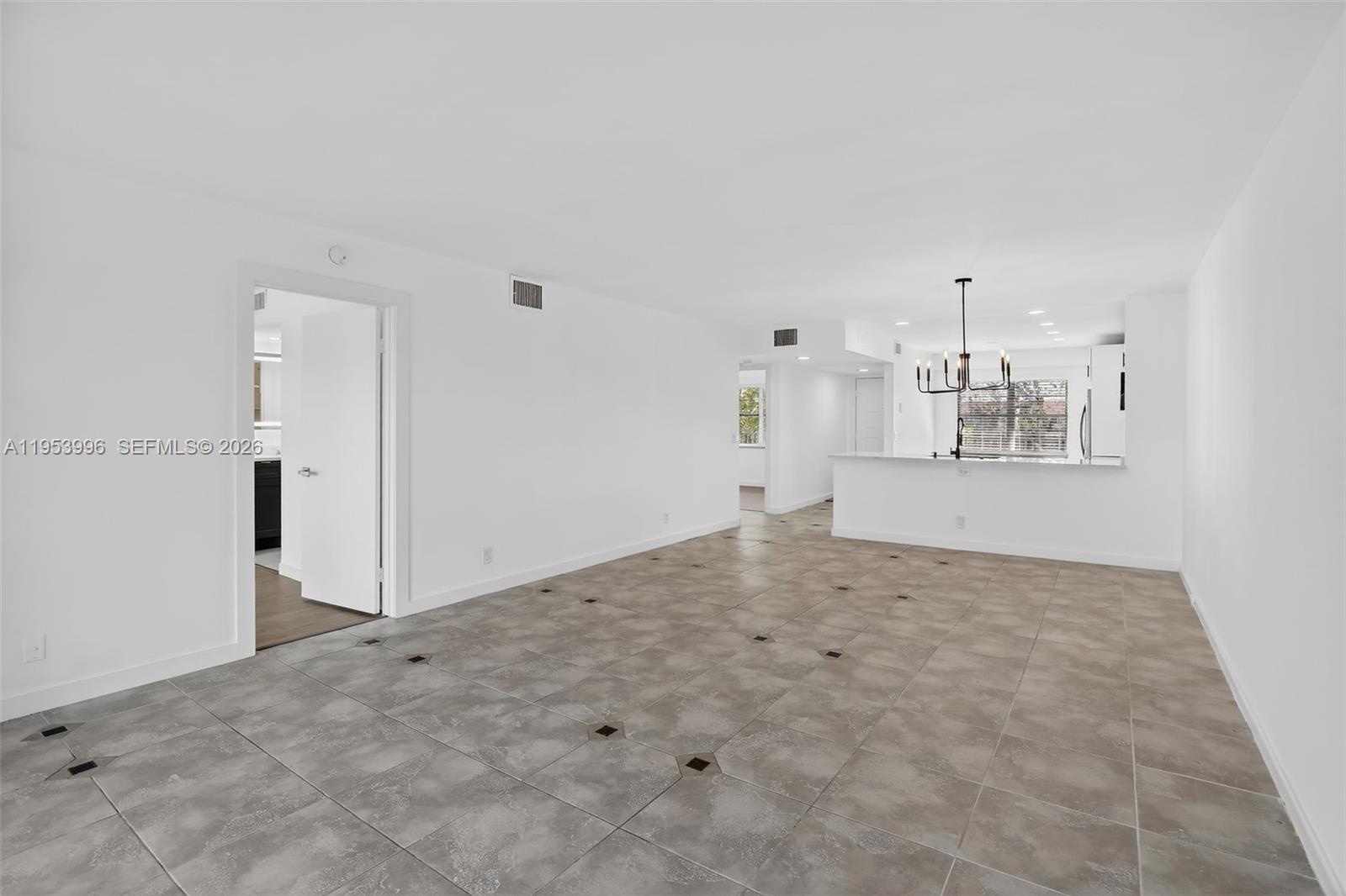 CAMBRIDGE AT CENTURY VILL - Residential