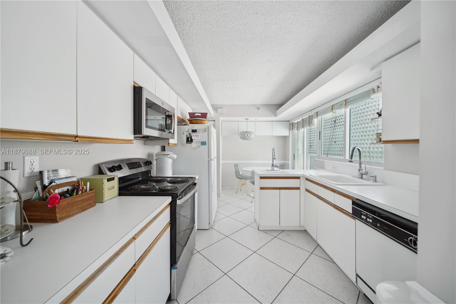 KING DAVID TOWERS CONDO - Residential