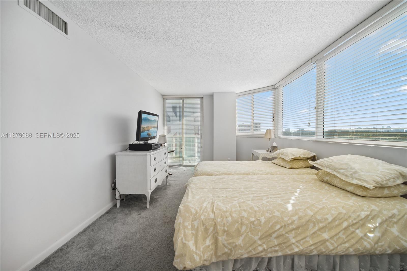 KING DAVID TOWERS CONDO - Residential