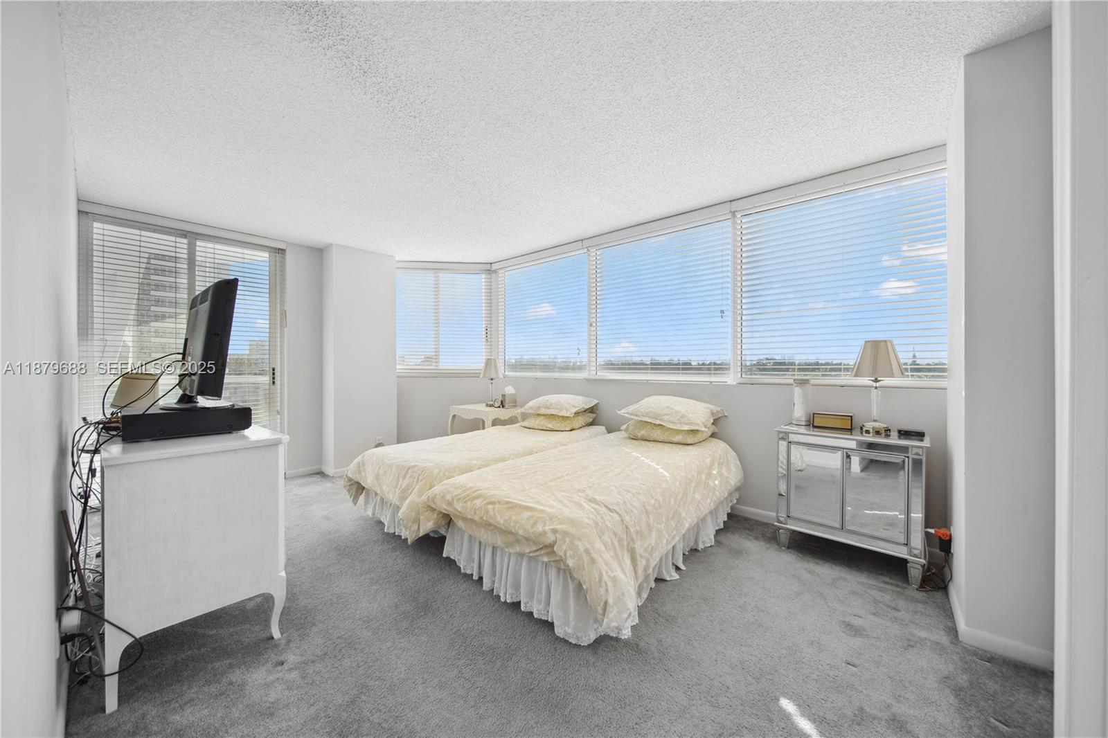 KING DAVID TOWERS CONDO - Residential